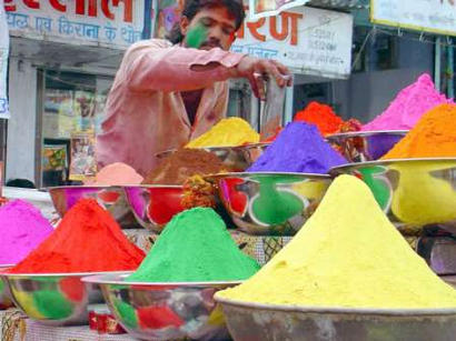 holi.jpg